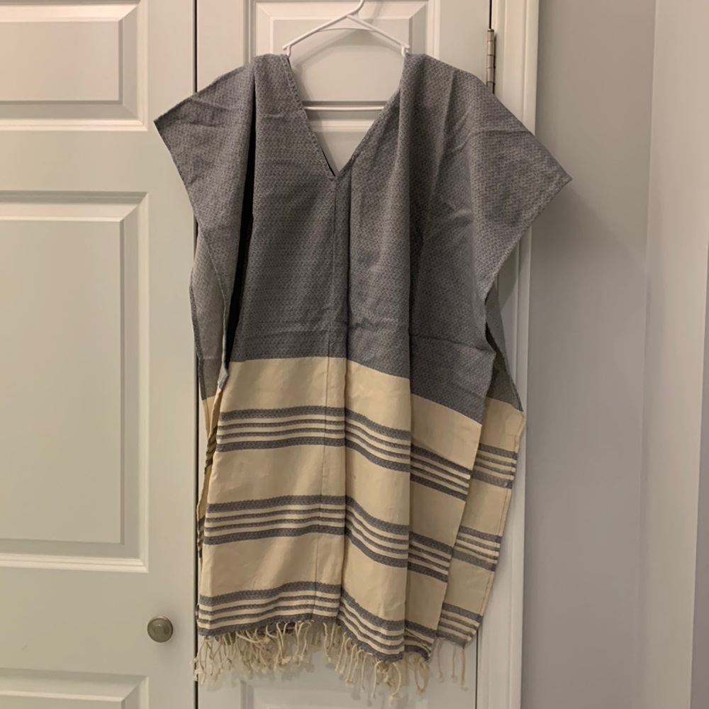 Swim kaftan. Blue and beige